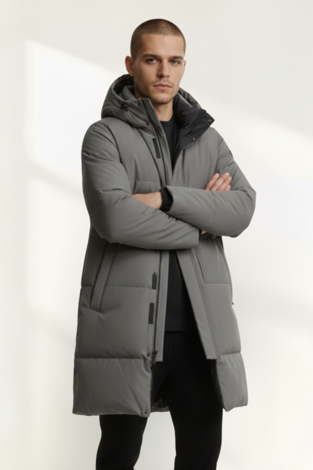 Abrigo largo hombre con capucha